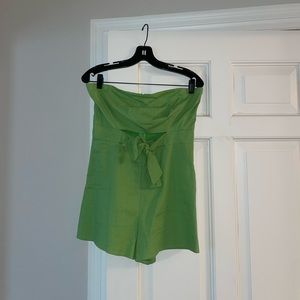 Strapless green romper with tie in front, Size M, Urban Outfitters